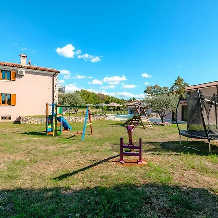 Marijanin Vrt Tinjan