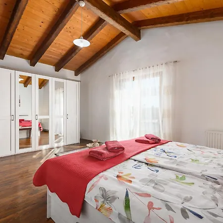 Marijanin Vrt Villa Tinjan